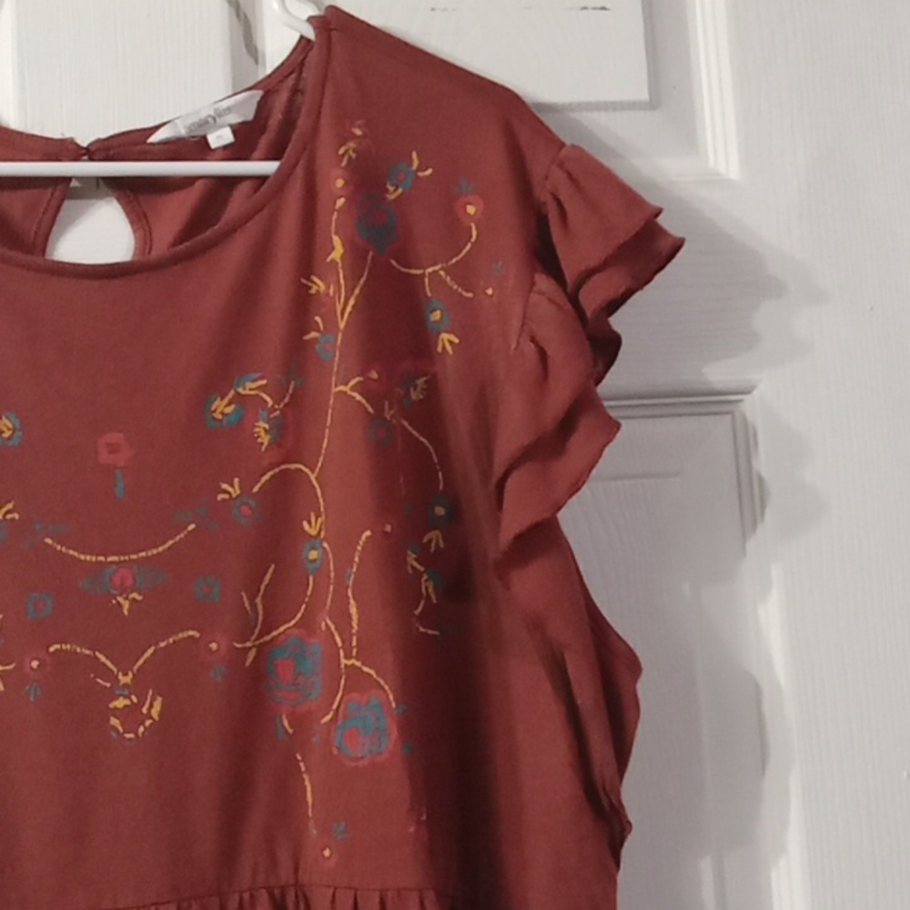 Women's top by amarillis - Picture 2 of 8